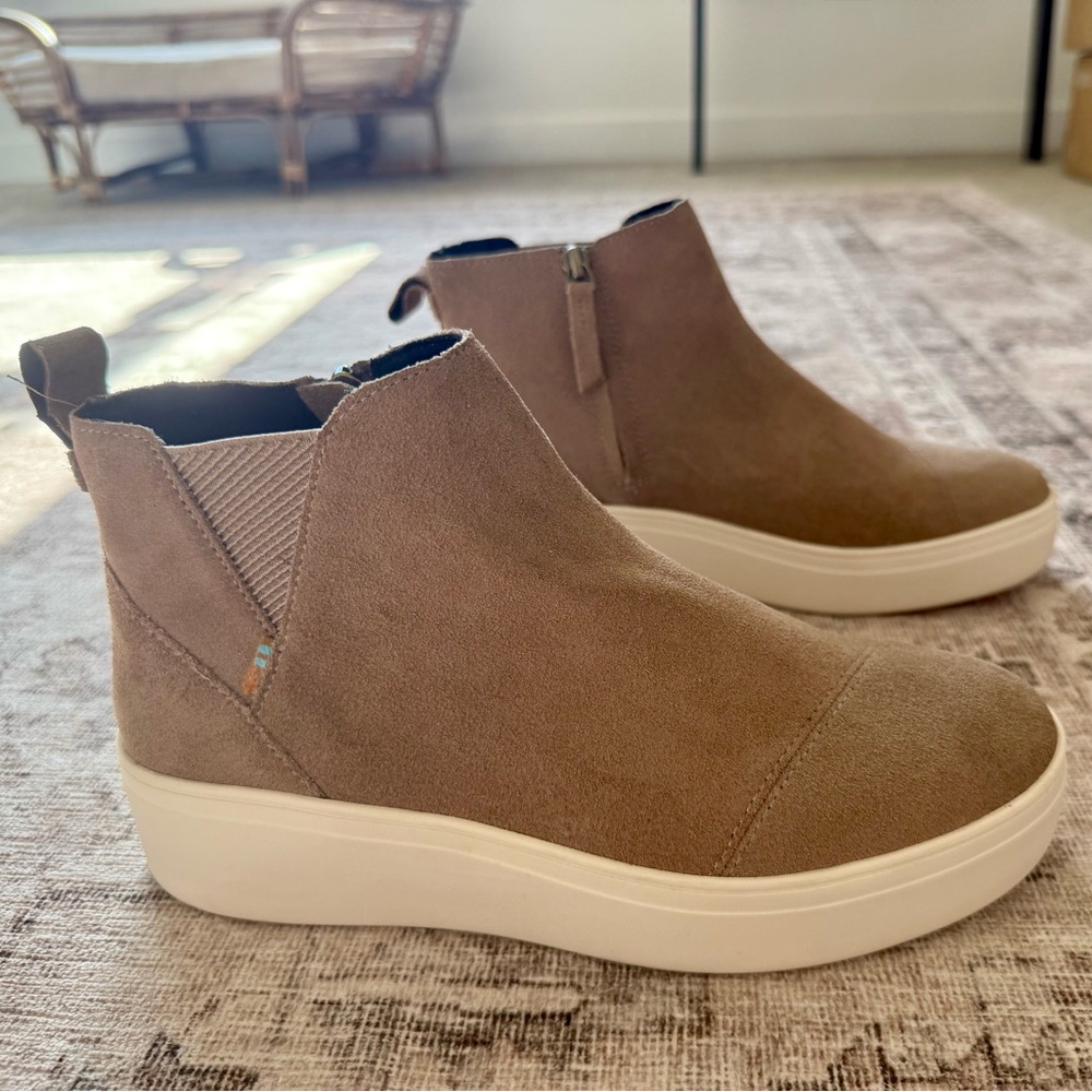 Tom’s Jamie Slip On Sneaker